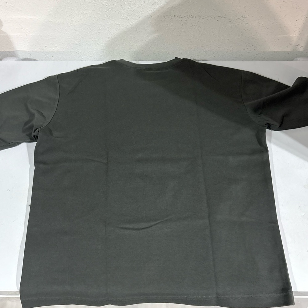 Uniqlo Shirt Size Large - Picture 4 of 6